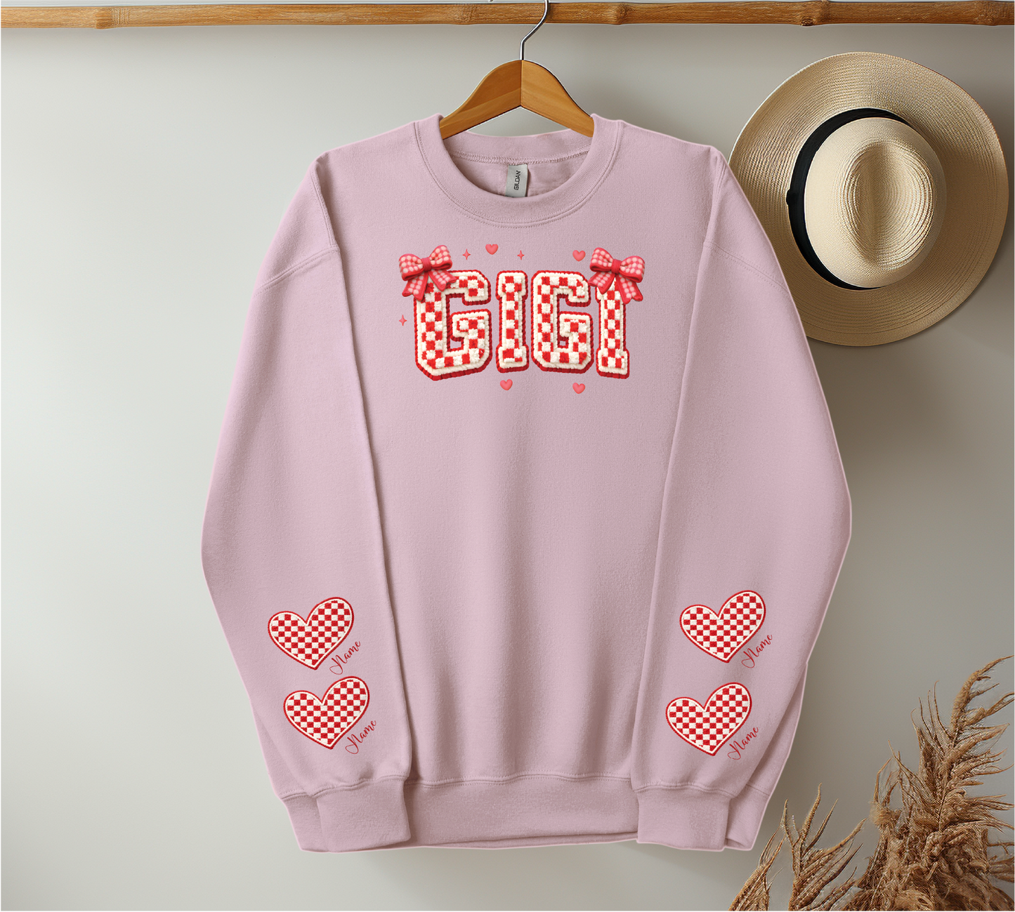 Checkered Red & White Title - Up to 6 Names - Light Pink Color