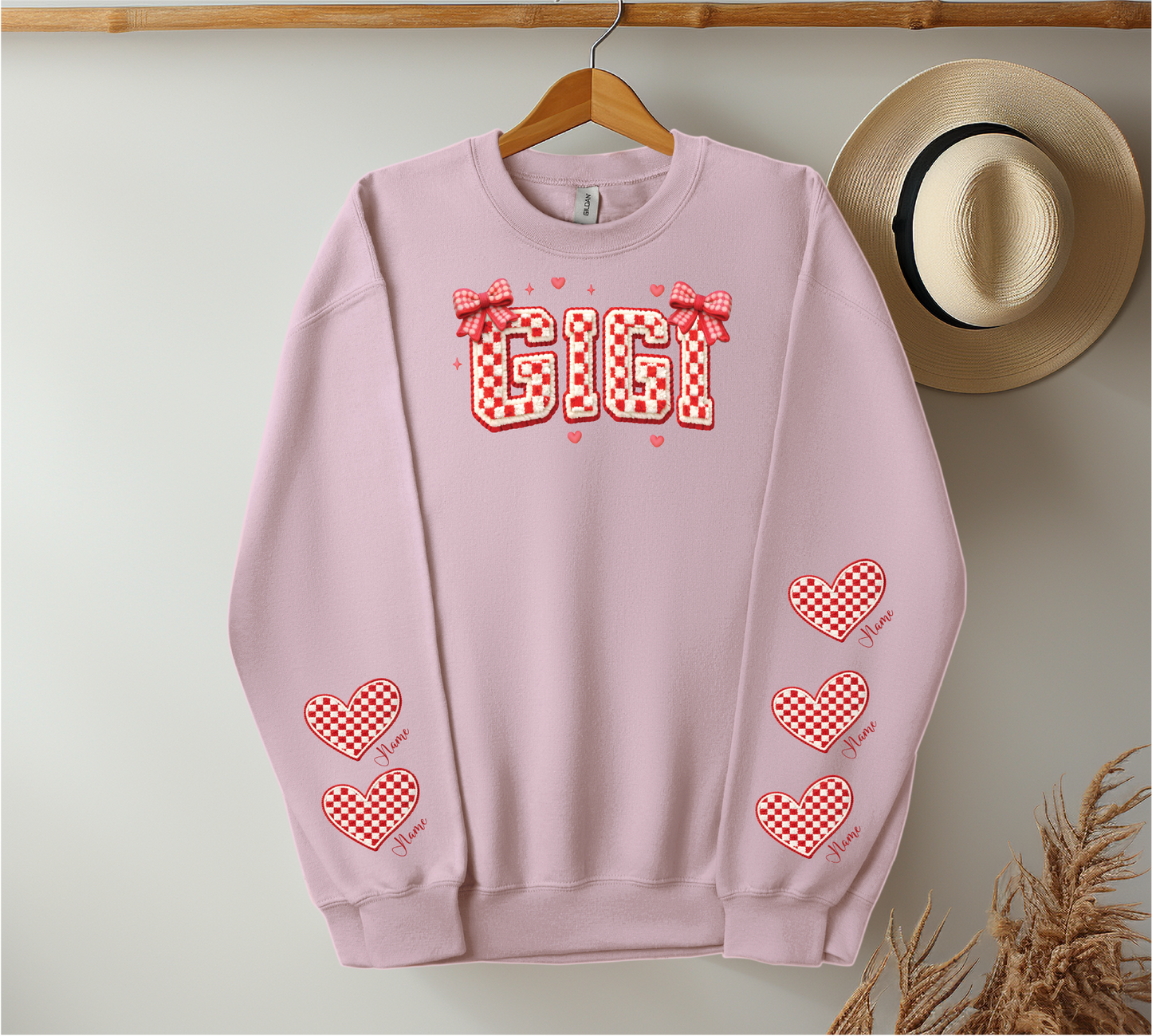 Checkered Red & White Title - Up to 6 Names - Light Pink Color