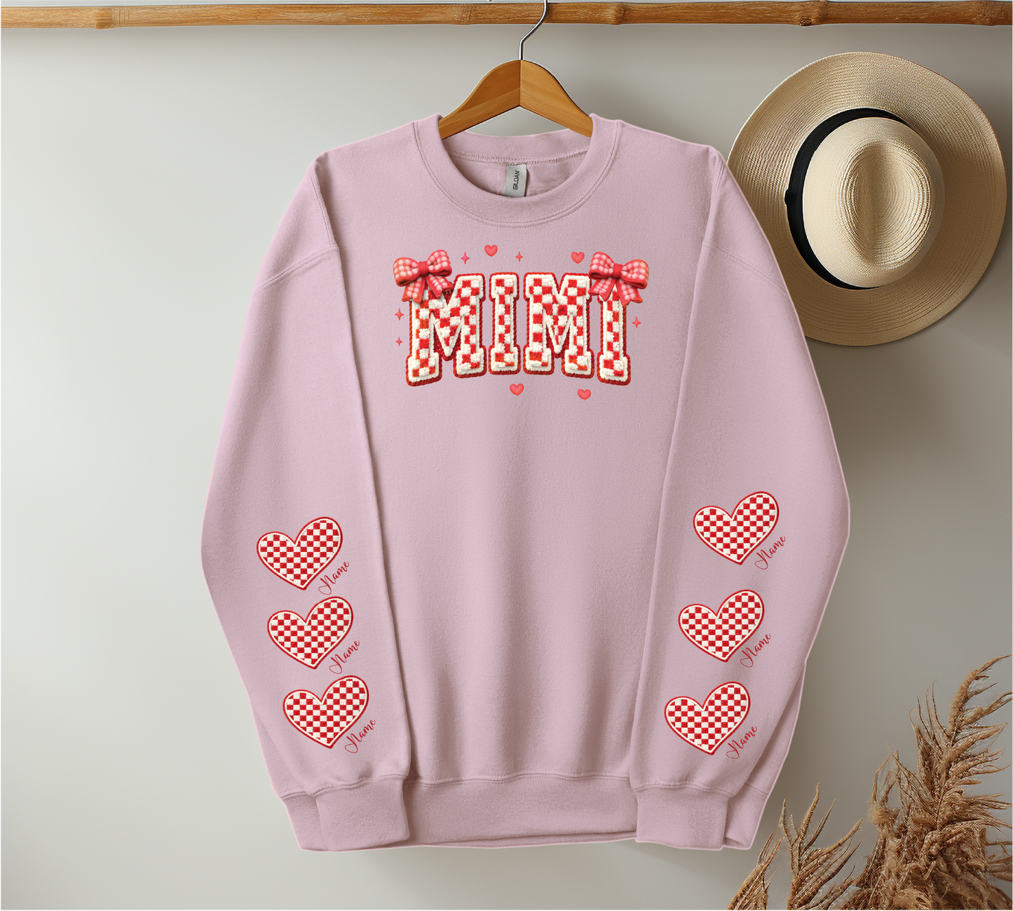 Checkered Red & White Title - Up to 6 Names - Light Pink Color