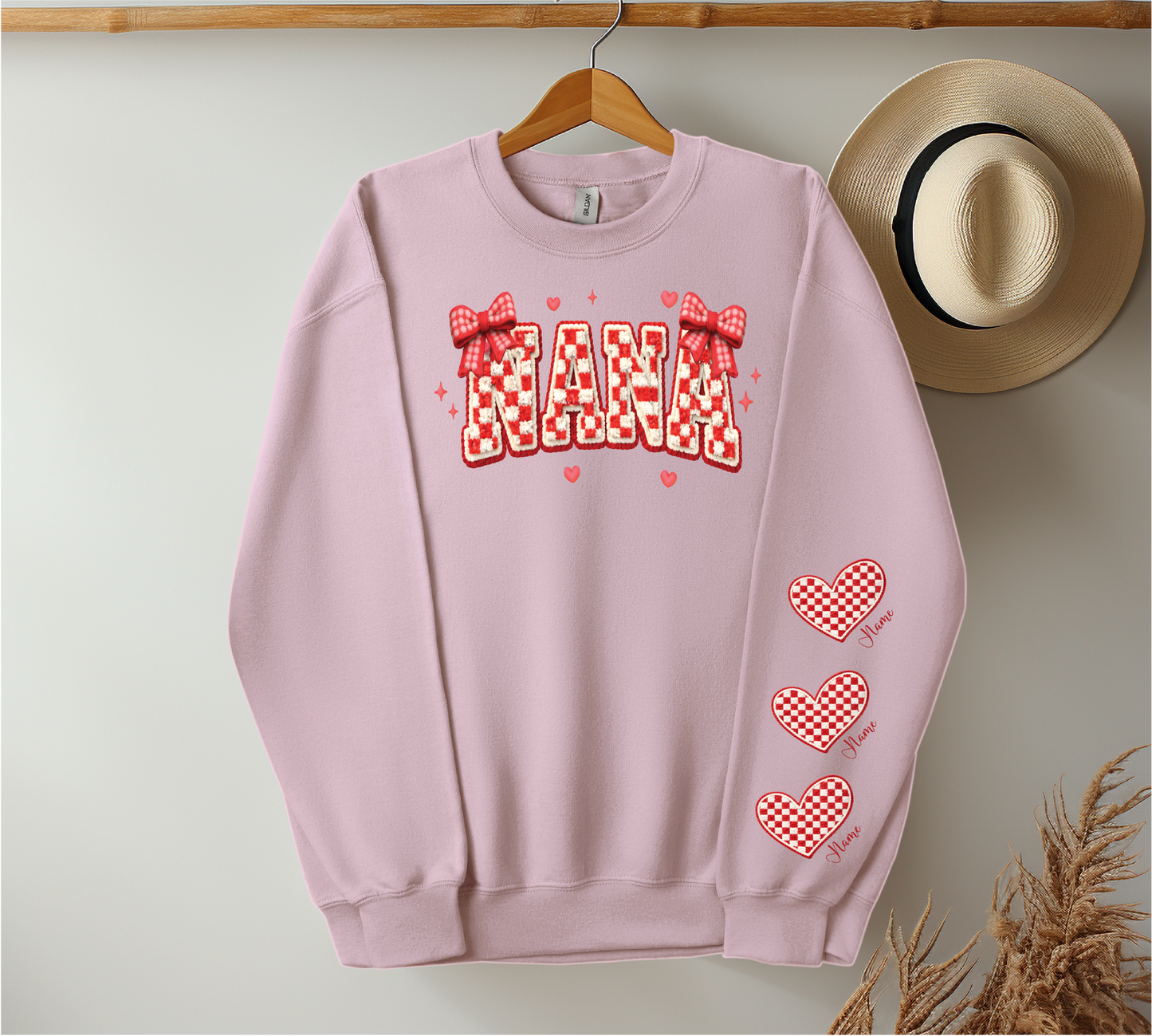 Checkered Red & White Title - Up to 6 Names - Light Pink Color